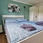 Seeoase - 70qm - Kamin -terrassen - Parkplatz - Badestelle Fusslaeufig Joachimsthal