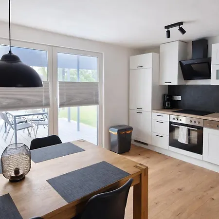 Seeoase - 70qm - Kamin -terrassen - Parkplatz - Badestelle Fusslaeufig Prázdninový dům