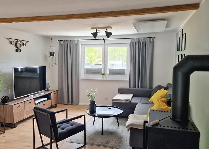 Holiday home Seeoase - 70qm - Kamin -terrassen - Parkplatz - Badestelle Fusslaeufig