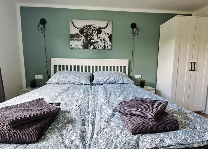 Seeoase - 70qm - Kamin -terrassen - Parkplatz - Badestelle Fusslaeufig * 希姆斯塔尔